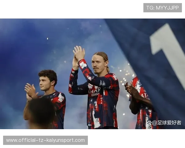 萨福诺夫扑出必进点球，巴黎圣日耳曼逆转