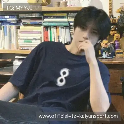 束启万